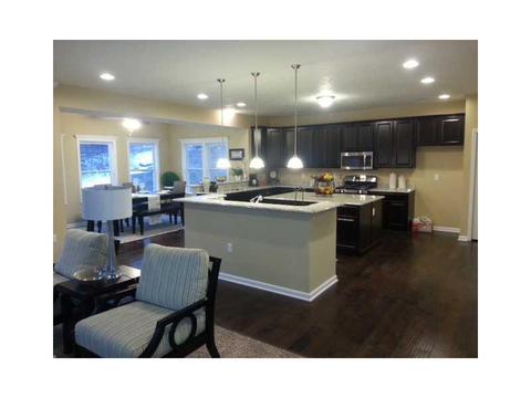 334 Brandywine Dr, Irwin, PA 15642 photo 4