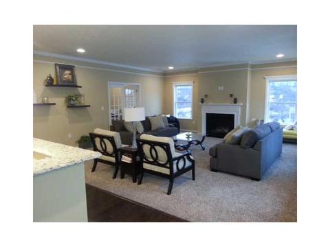 334 Brandywine Dr, Irwin, PA 15642 photo 6