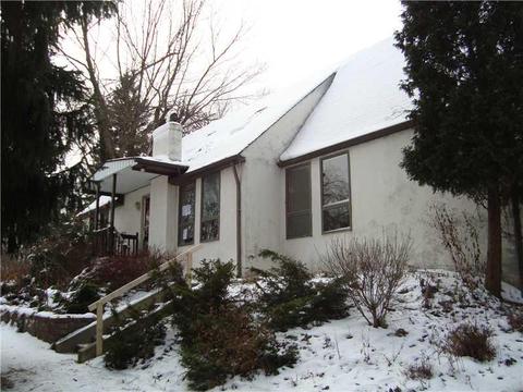 4437 Middle, PA 15101 photo 2