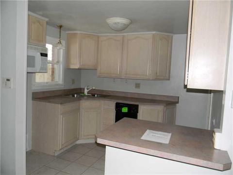 43 Wenzell Pl, Pittsburgh, PA 15216 photo 5