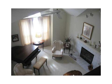 305 Georgetown Ln, Export, PA 15632 photo 8