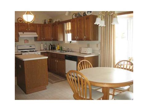 305 Georgetown Ln, Export, PA 15632 photo 4