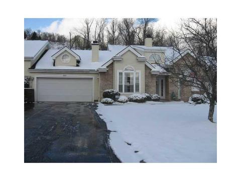 305 Georgetown Ln, Export, PA 15632 photo 1