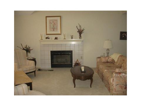 305 Georgetown Ln, Export, PA 15632 photo 2