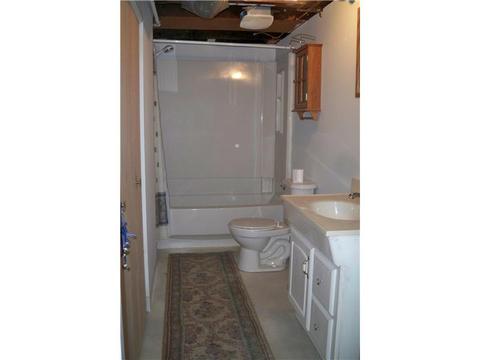 130 Maple Dr, Warrendale, PA 15086 photo 10