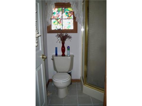 130 Maple Dr, Warrendale, PA 15086 photo 11