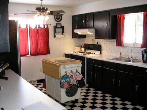 1256 Second St, Clairton, PA 15025 photo 4