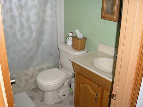 1256 Second St, Clairton, PA 15025 photo 10