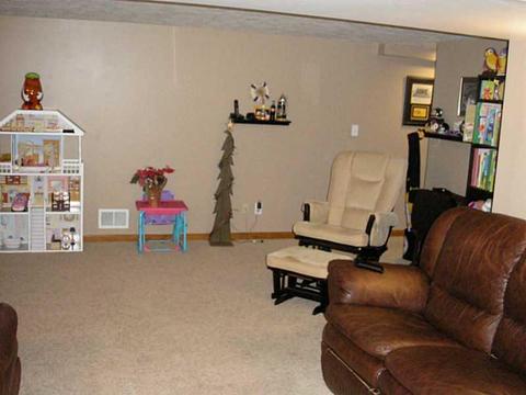 1256 Second St, Clairton, PA 15025 photo 12