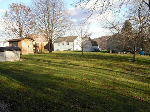 1256 Second St, Clairton, PA 15025 photo 17