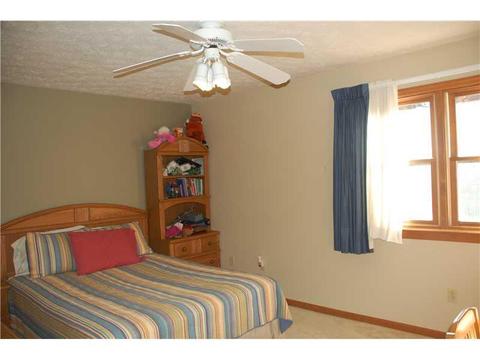 480 Clair Dr, Pittsburgh, PA 15241 photo 11