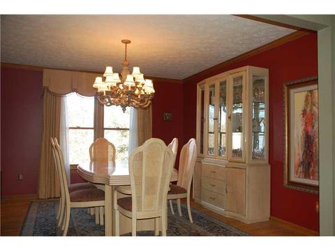 480 Clair Dr, Pittsburgh, PA 15241 photo 4