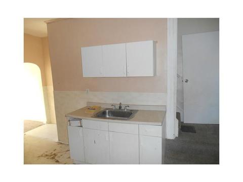 330 Third St, Pitcairn, PA 15140 photo 3
