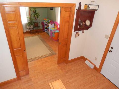 122 Latimer Ave, Strabane, PA 15363 photo 9
