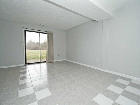 409 Brookside Ct, Seven Fields, PA 16046 photo 9
