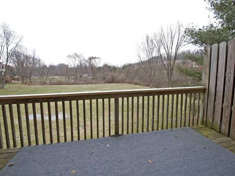 409 Brookside Ct, Seven Fields, PA 16046 photo 12