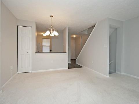 409 Brookside Ct, Seven Fields, PA 16046 photo 4