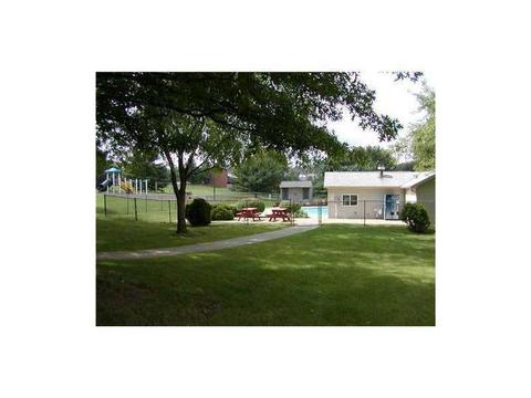 409 Brookside Ct, Seven Fields, PA 16046 photo 15
