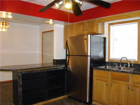122 Miller Ave, Braddock, PA 15104 photo 3