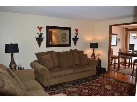 267 Burch Dr, Coraopolis, PA 15108 photo 3