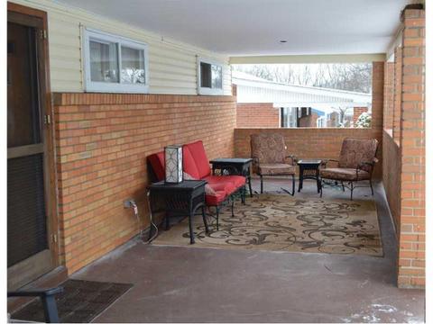267 Burch Dr, Coraopolis, PA 15108 photo 2