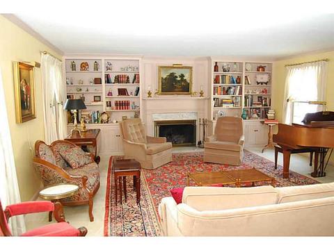 550 Miranda Rd, Pittsburgh, PA 15241 photo 3