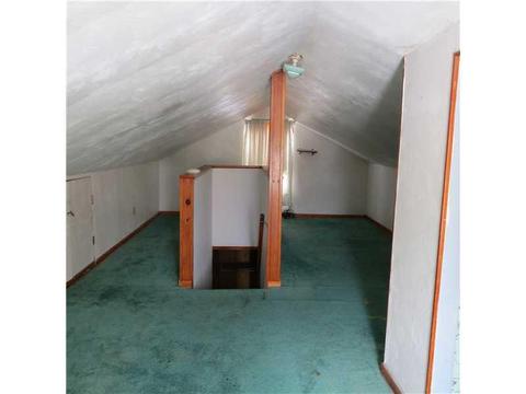 2111 Shaw St, Irwin, PA 15642 photo 14