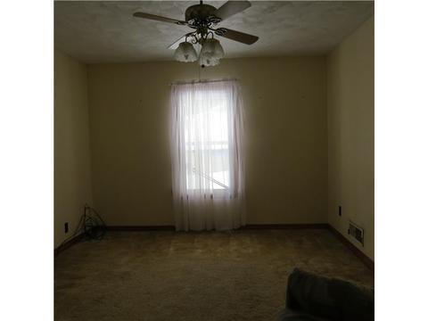 2111 Shaw St, Irwin, PA 15642 photo 11