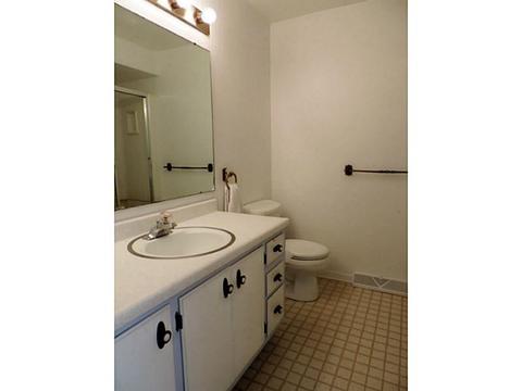 2994 Sunset Cir, Export, PA 15632 photo 12