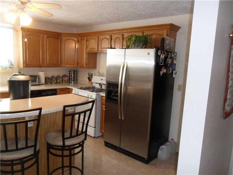 24 Coraopolis Rd, Coraopolis, PA 15108 photo 9