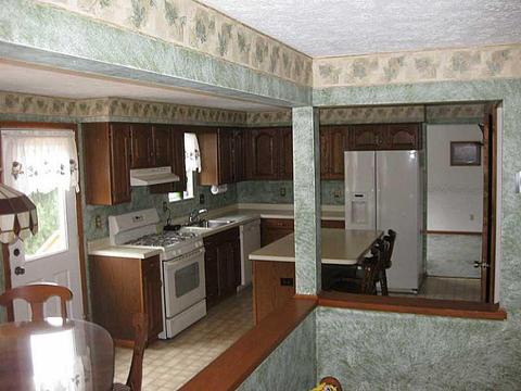 3074 Seminole Ct, Hampton, PA 15044 photo 9