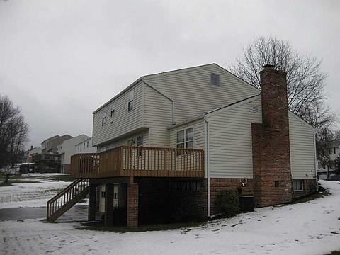 3074 Seminole Ct, Hampton, PA 15044 photo 6