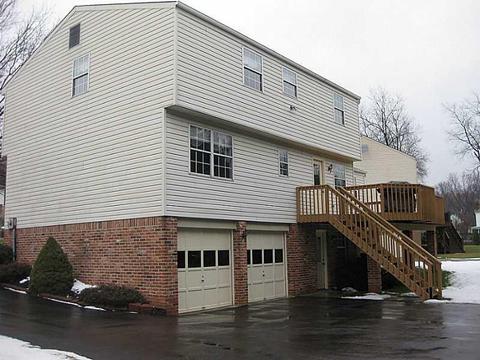 3074 Seminole Ct, Hampton, PA 15044 photo 4