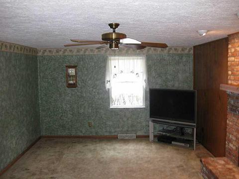 3074 Seminole Ct, Hampton, PA 15044 photo 12