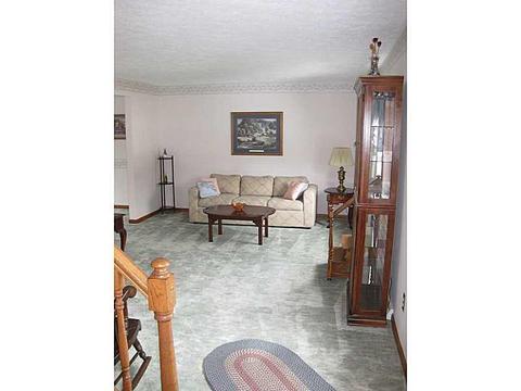 3074 Seminole Ct, Hampton, PA 15044 photo 16