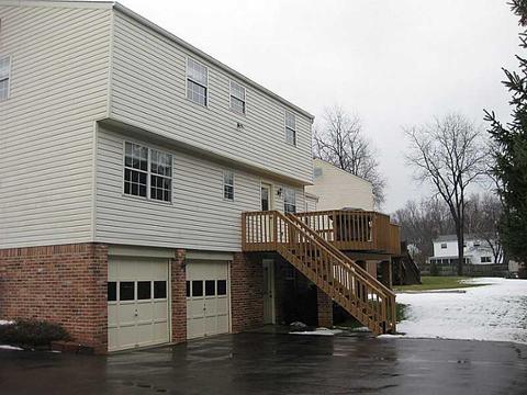 3074 Seminole Ct, Hampton, PA 15044 photo 5