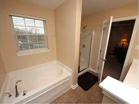 208 Broadstone Dr, Mars, PA 16046 photo 19