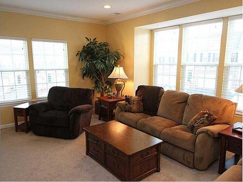 208 Broadstone Dr, Mars, PA 16046 photo 6