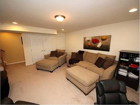 208 Broadstone Dr, Mars, PA 16046 photo 22