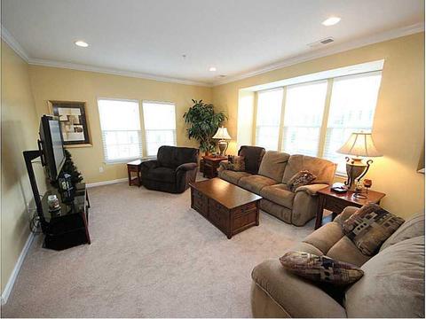 208 Broadstone Dr, Mars, PA 16046 photo 5