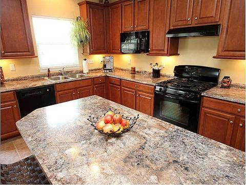 208 Broadstone Dr, Mars, PA 16046 photo 9