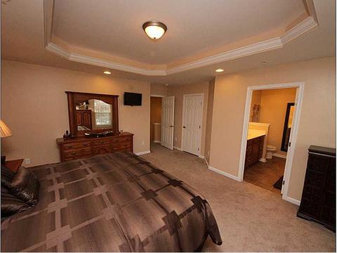 208 Broadstone Dr, Mars, PA 16046 photo 17
