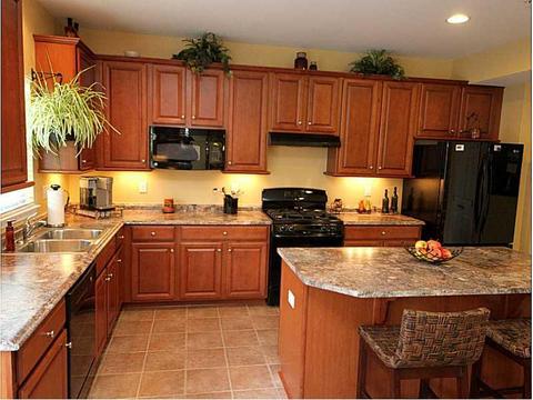 208 Broadstone Dr, Mars, PA 16046 photo 10