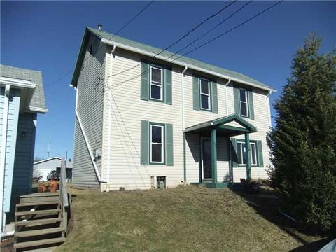 611 Kaye Ave, Monaca, PA 15061 photo 1
