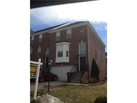 531 E Vanderbilt Dr, Mars, PA 16046 photo 1