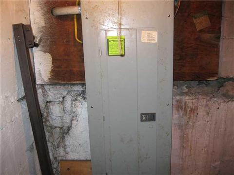 26 Hamilton Ave, Braddock, PA 15104 photo 9