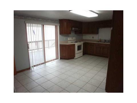 911 Thomas 84 Rd, North Strabane, PA 15330 photo 5