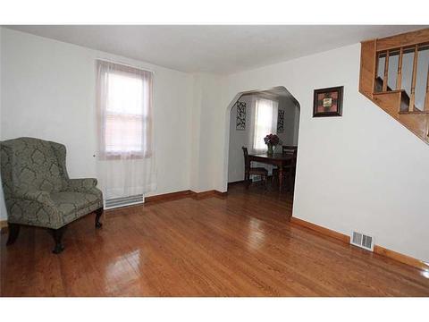 125 Bartley Rd, Pittsburgh, PA 15241 photo 3