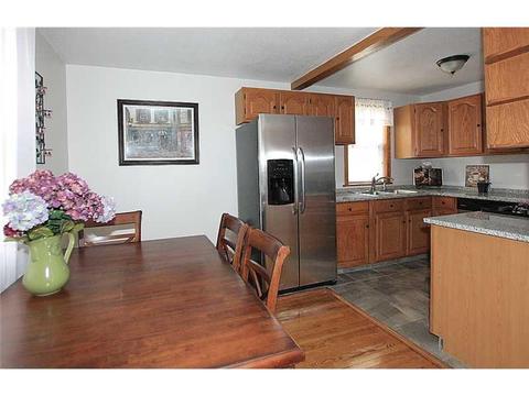 125 Bartley Rd, Pittsburgh, PA 15241 photo 5