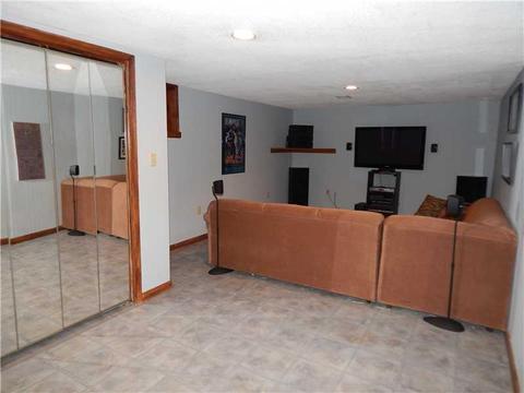 2730 Bristol Ct, Hampton, PA 15101 photo 24